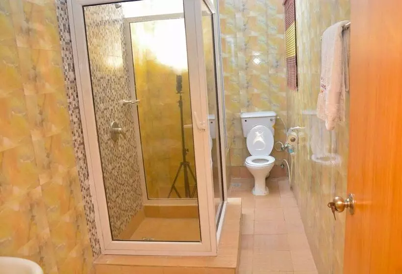 Halatria Hotel & Towers