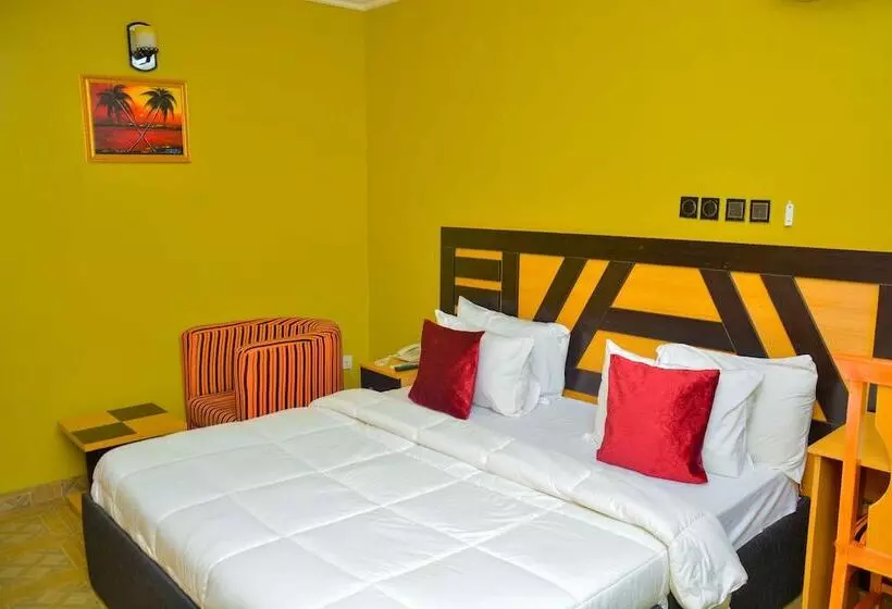 Halatria Hotel & Towers