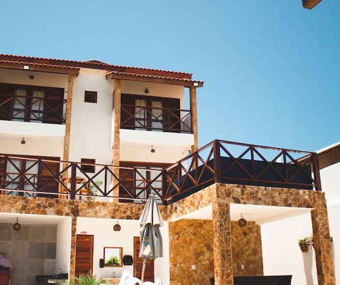 簡易ホテル Pousada Via Do Sol