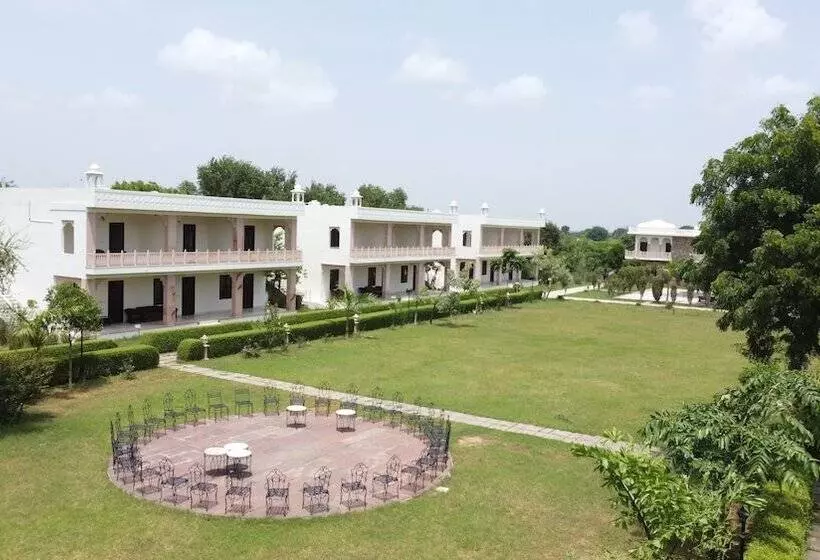 ホテル Clarksinn Suites Ranthambore
