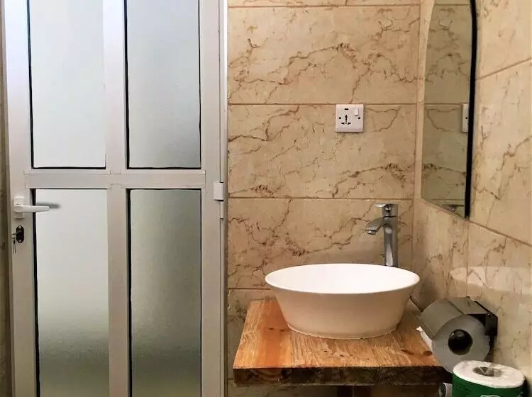 ホテル Imara Boutique