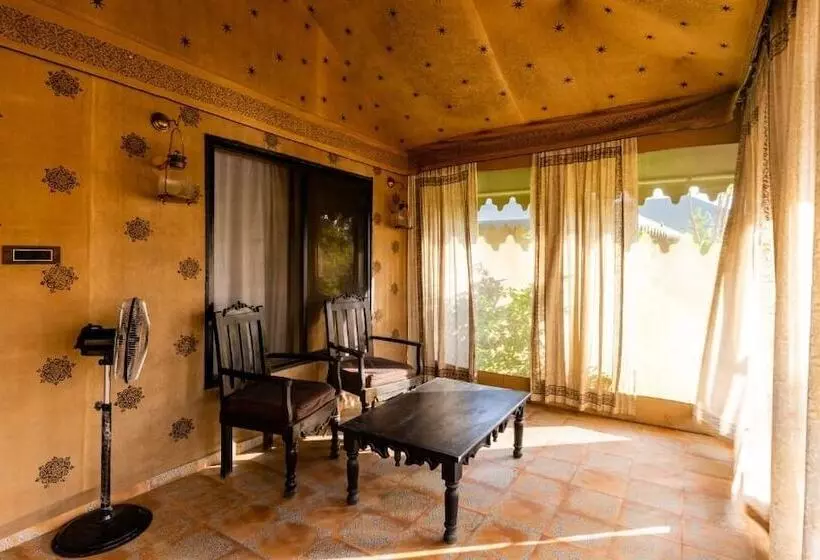 Hotelli Mayur The Karma