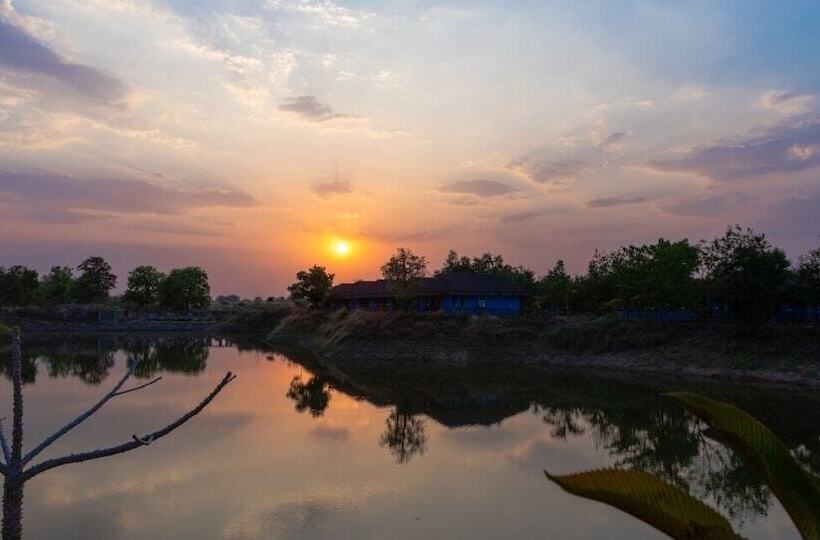 בית מלון כפרי Mayur The Karma