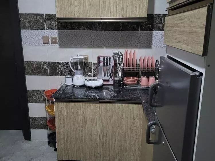 هتل Motraf Court