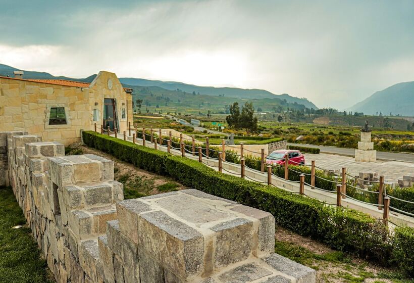 هتل Puerta Del Sol Colca
