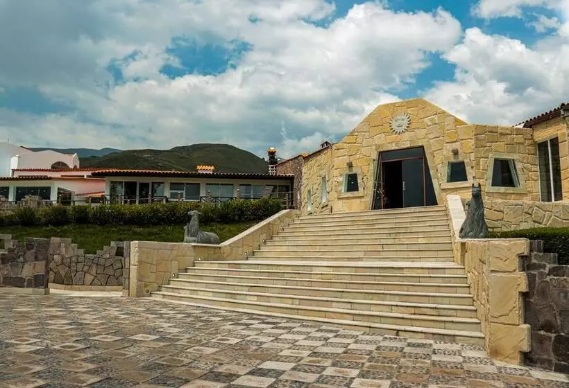 Hotelli Puerta Del Sol Colca