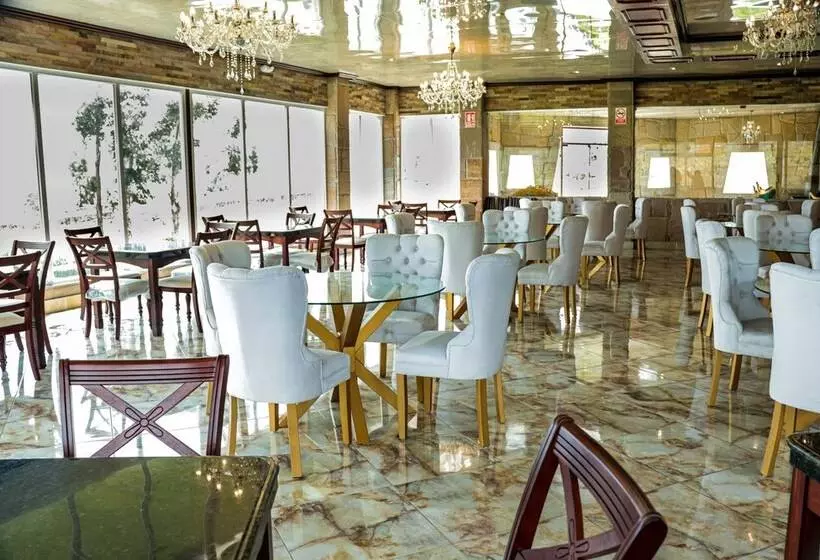 Hotelli Puerta Del Sol Colca