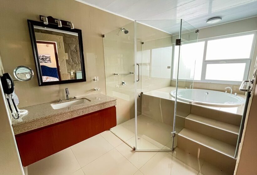 هتل Puerta Del Sol Colca