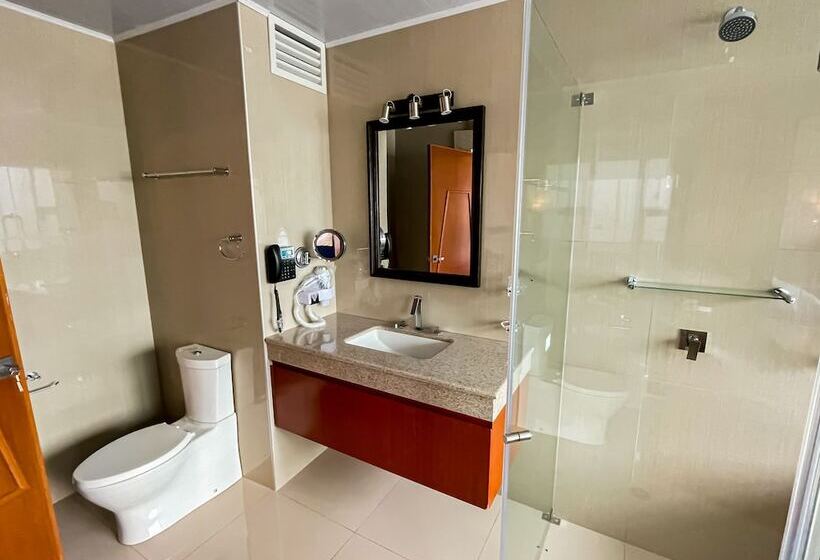 هتل Puerta Del Sol Colca