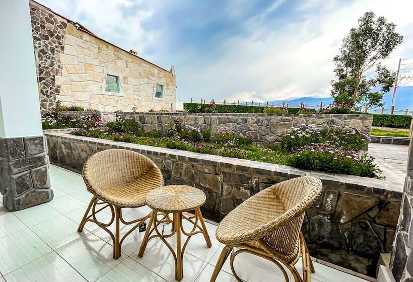 هتل Puerta Del Sol Colca