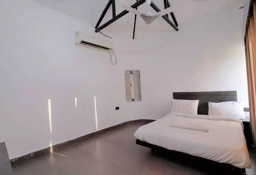 Hotelli The Ashoka Farms And Resort