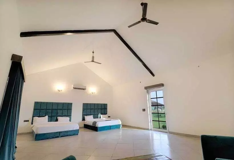 Hotelli The Ashoka Farms And Resort
