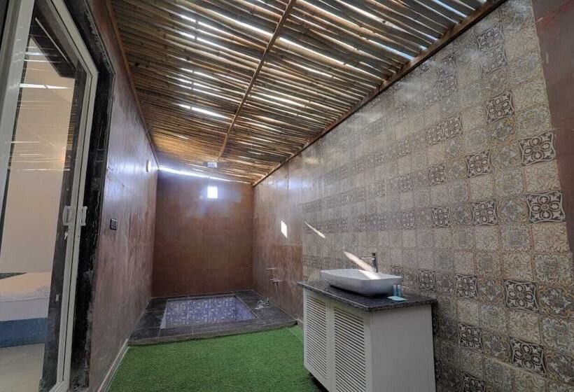 Hotel The Ashoka Farms And Resort