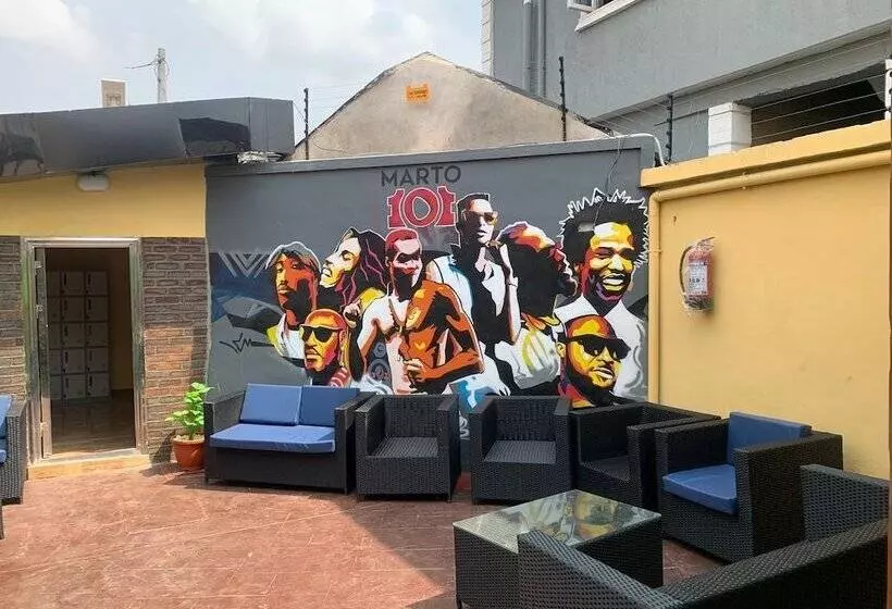 هتل Treasureland Cottage