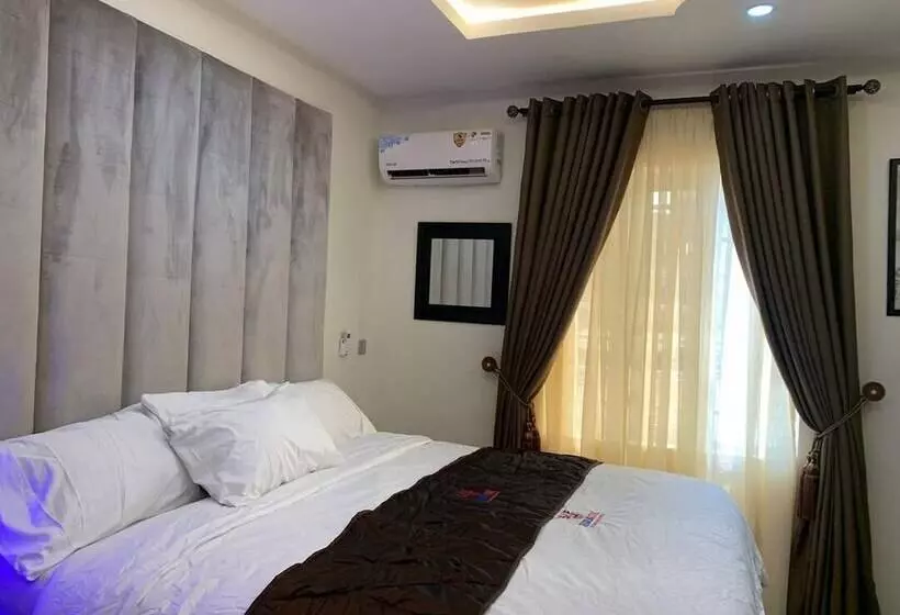 هتل Treasureland Cottage