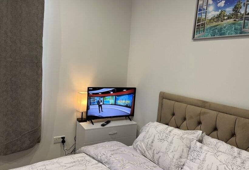 פנסיון Park View Residence Northolt Near Tube