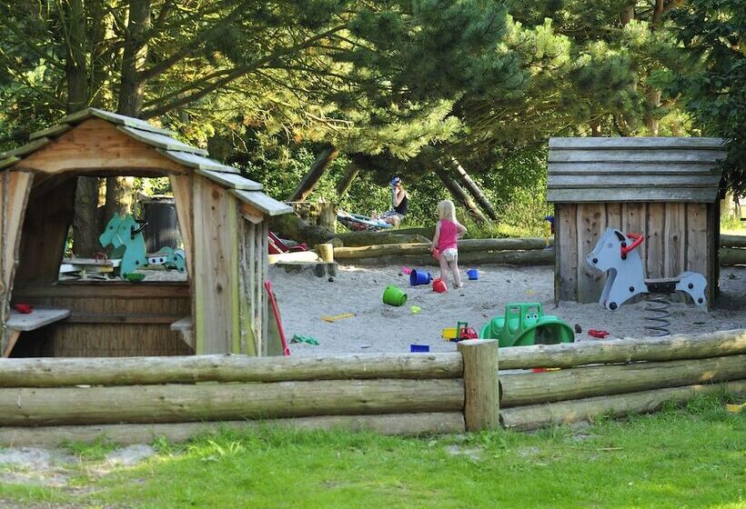 אתר נופש Rødvig Ferieby