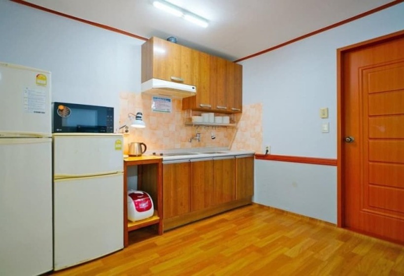 Buan Bada Punggyeong Pension