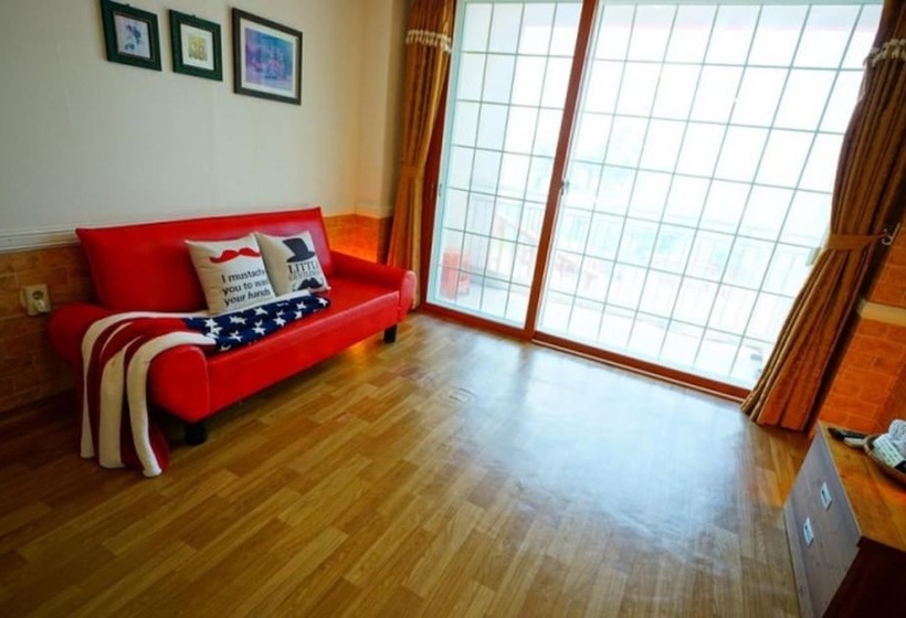 Buan Bada Punggyeong Pension