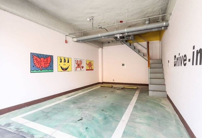 Busan Hwanggeum Drive In Motel