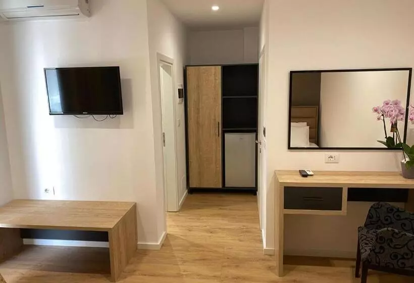 ホテル Augusto Rooms