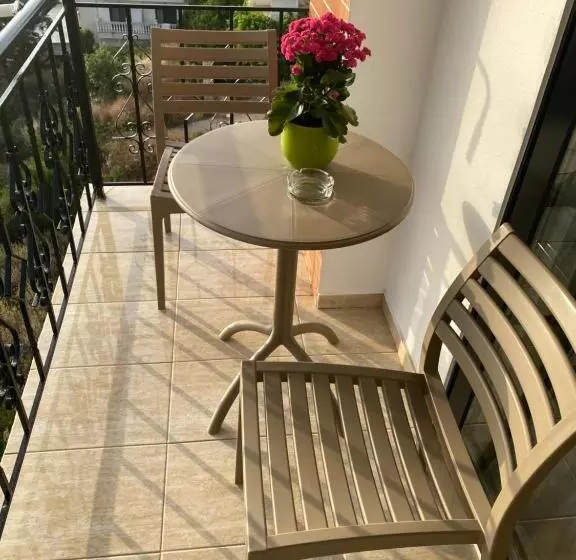 ホテル Augusto Rooms