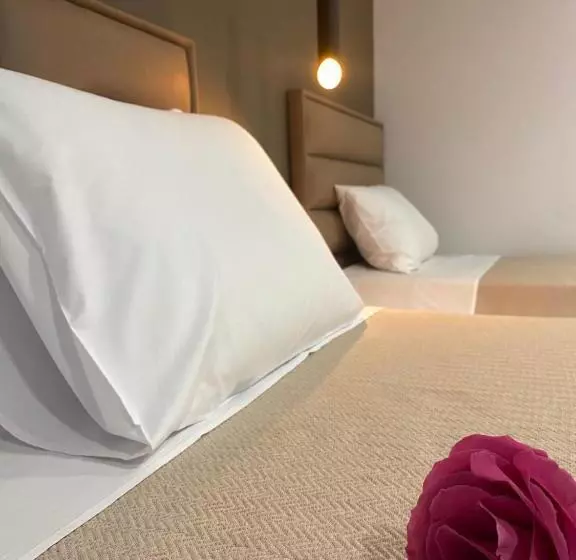 ホテル Augusto Rooms