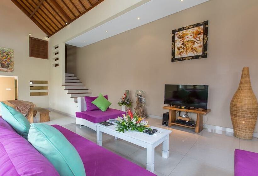 Отель Dreamscape Bali Villas By The Kunci