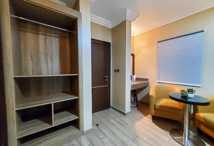 هتل Fadar S Place