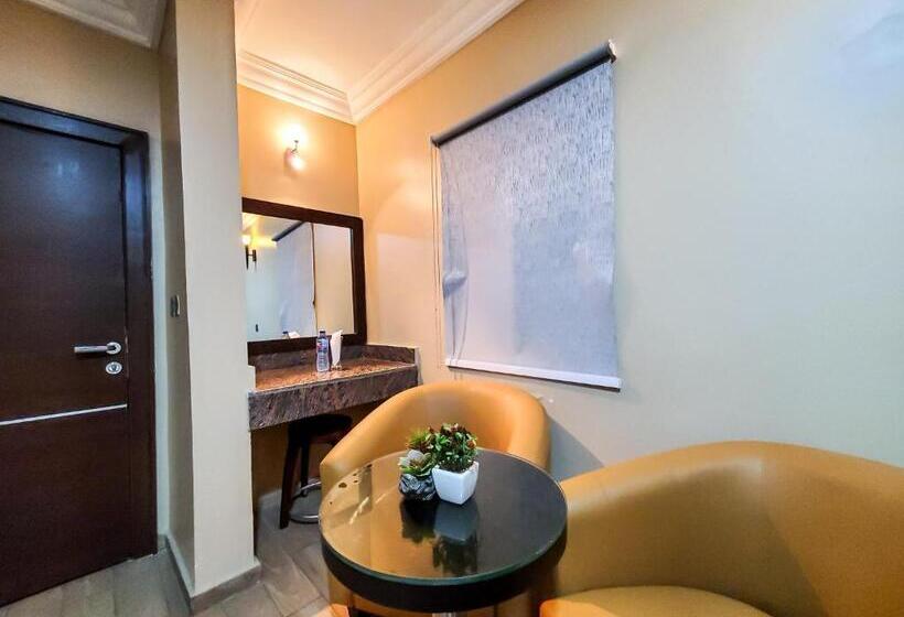 هتل Fadar S Place