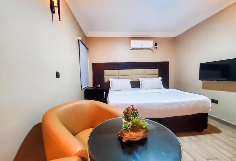 هتل Fadar S Place