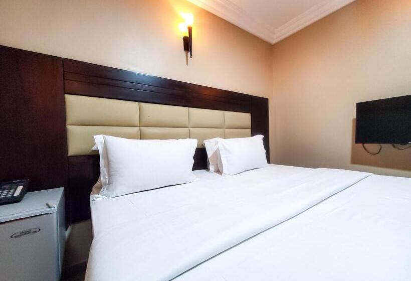 هتل Fadar S Place