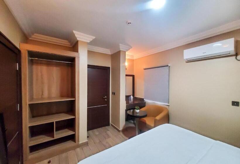 هتل Fadar S Place