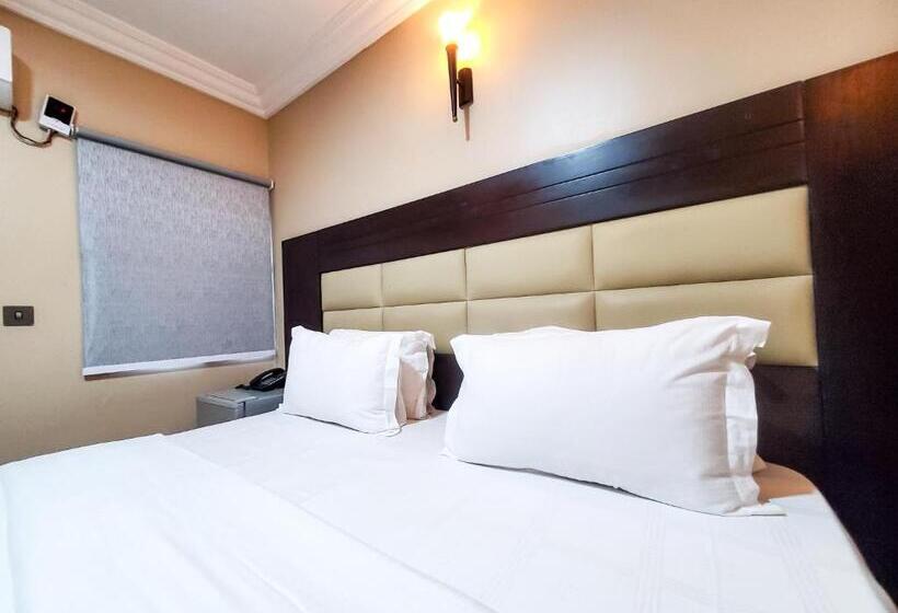 هتل Fadar S Place