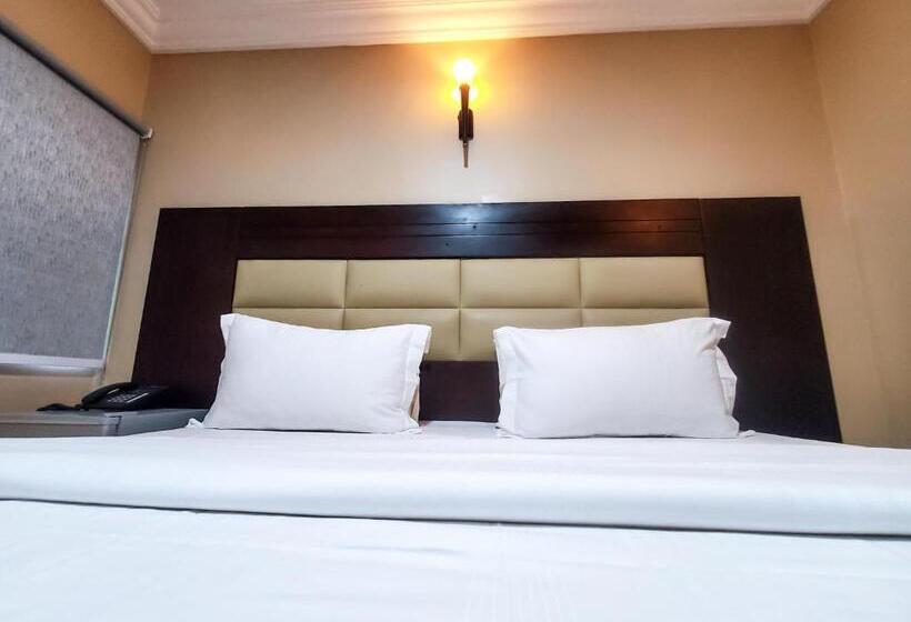 هتل Fadar S Place