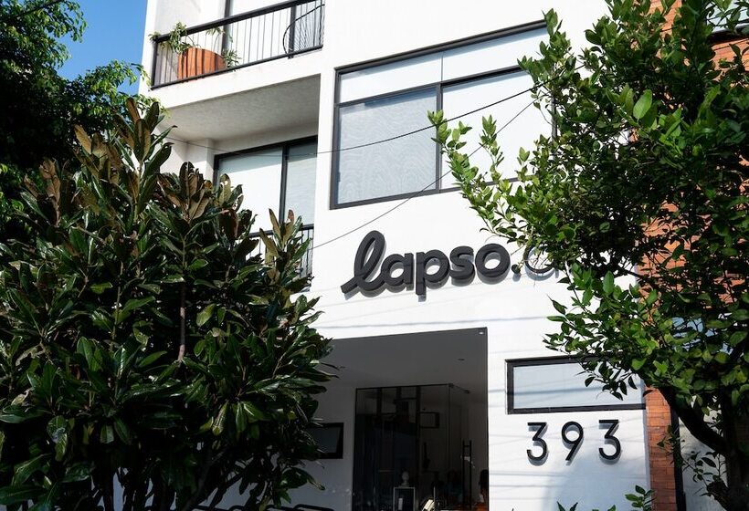 Hotel Lapso