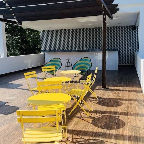 فندق Mayan Water