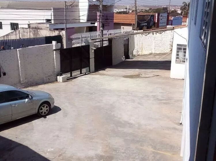 ホテル Pousada Chic