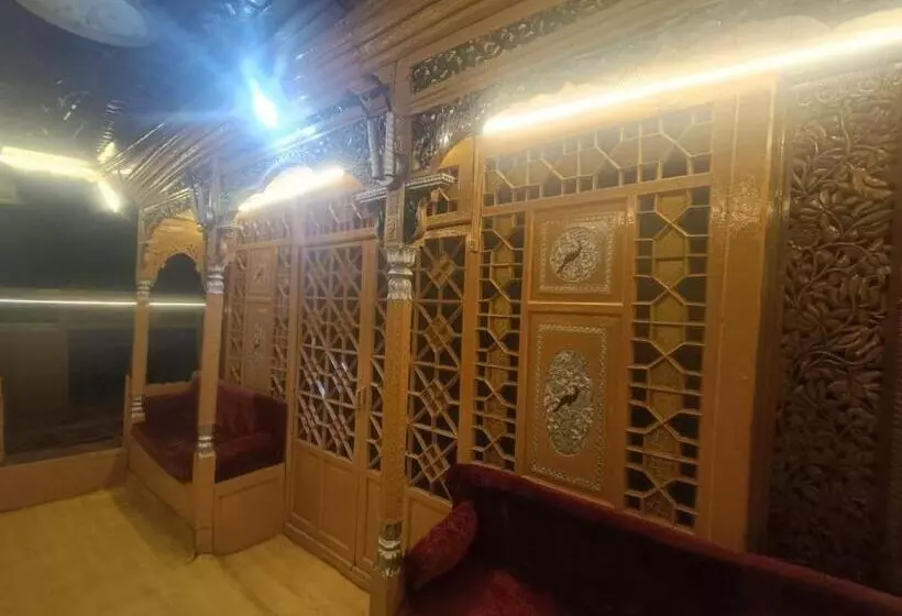 ホテル Shamus Maqbool Group Of Houseboat