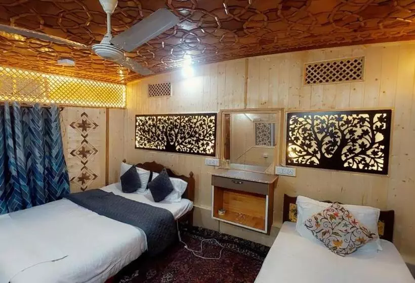ホテル Shamus Maqbool Group Of Houseboat