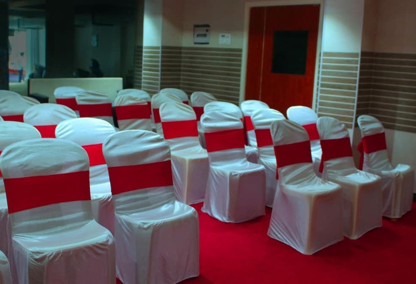 فندق K11 Express   Opp Express Avenue