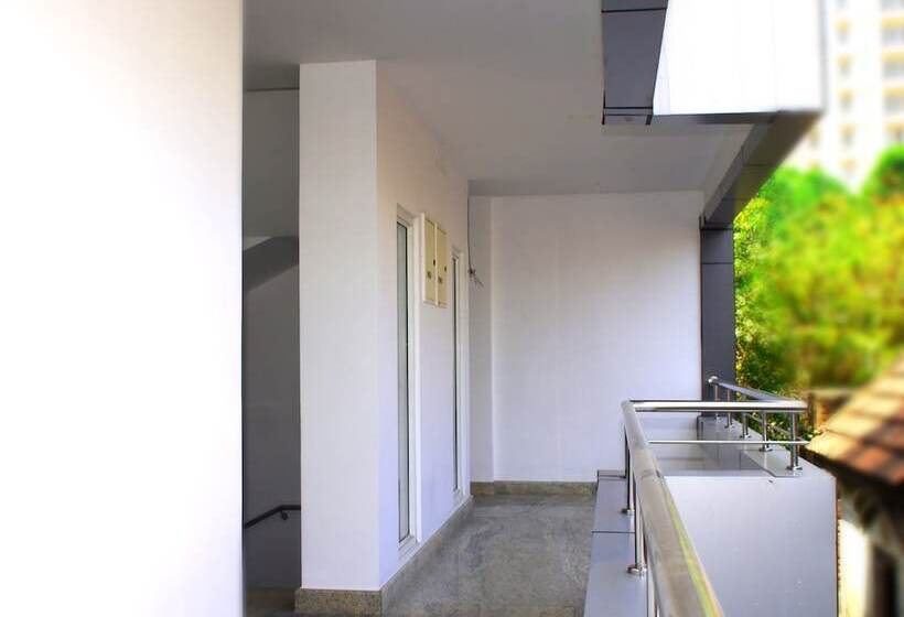 فندق K11 Express   Opp Express Avenue