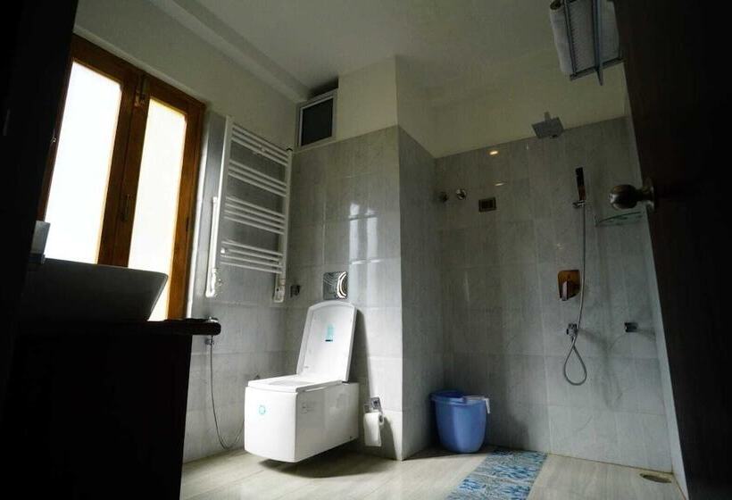 Hotel The Shanti Nest At Boutique