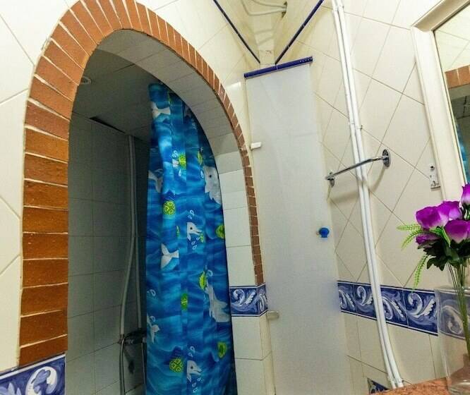 Lisbon Angles Hostel