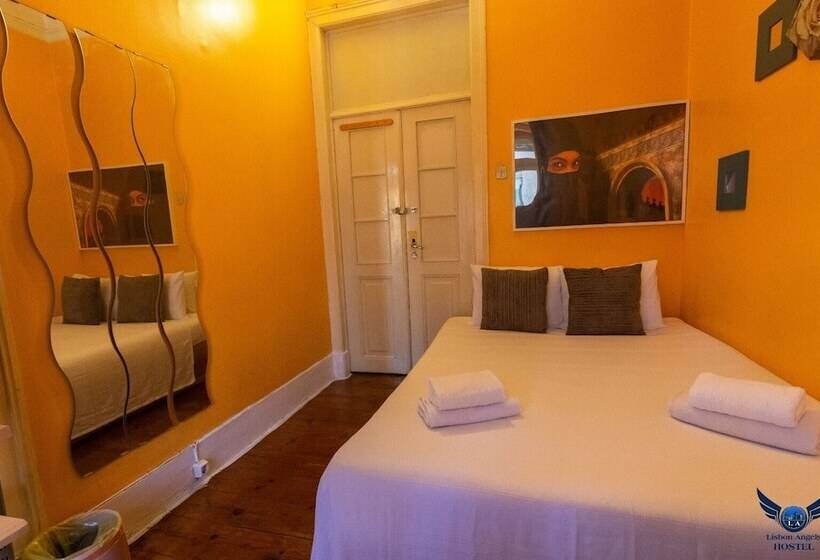 Lisbon Angles Hostel