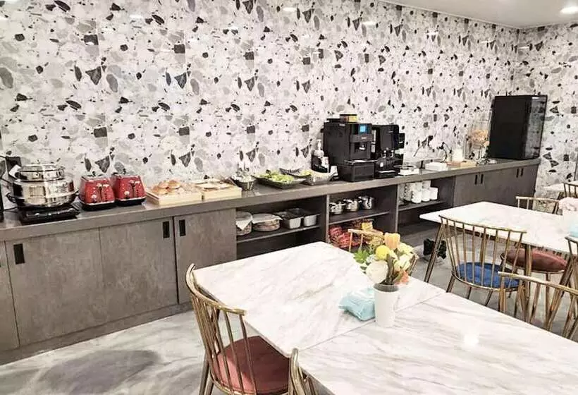 Motelli Adele In Gyeongju