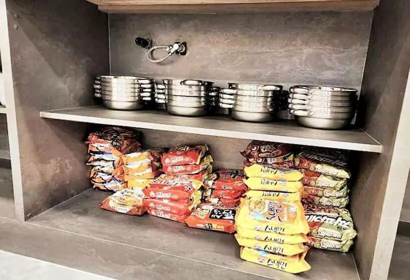 Motelli Adele In Gyeongju