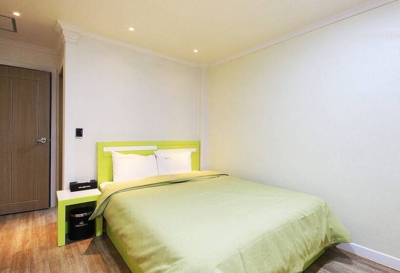 汽车旅馆  Jeongeup Hera