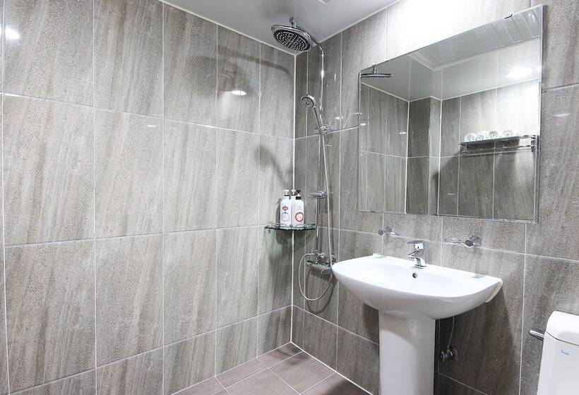 汽车旅馆  Jeongeup Hera