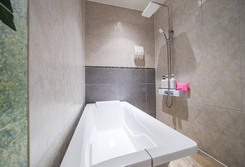 모텔 Pochoen The Dream